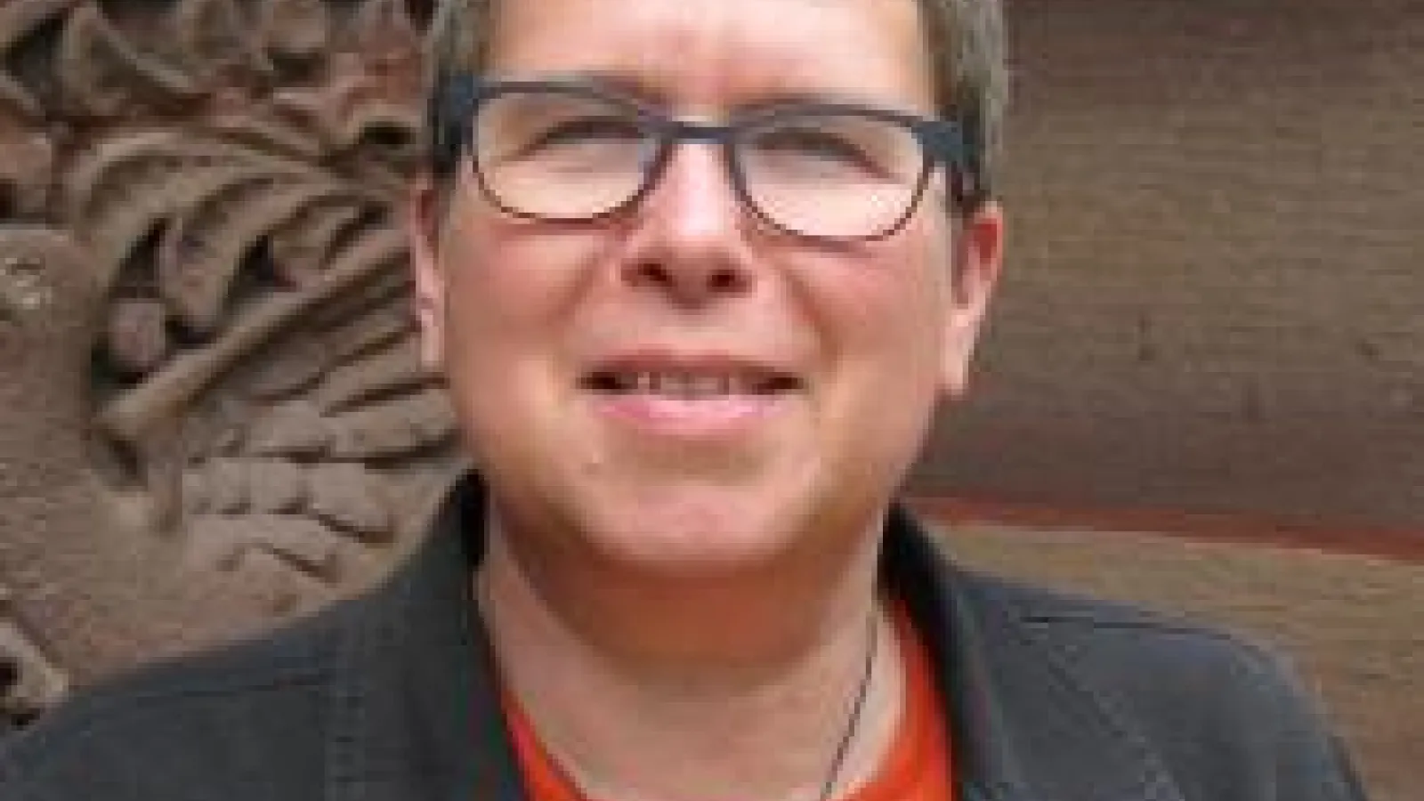 Dr. Mary Anne Beecher