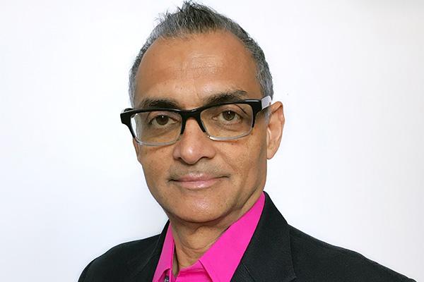 Alumnus Prasad Boradkar